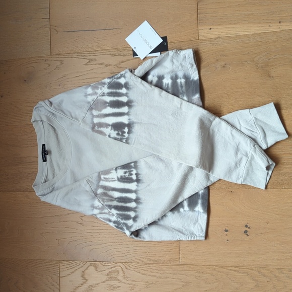 BNWT Beyond Yoga Grey Tie Dye Cropped Sweatshirt Size M - Picture 1 of 9